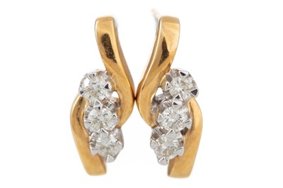 Lot 551 - PAIR OF DIAMOND EARRINGS