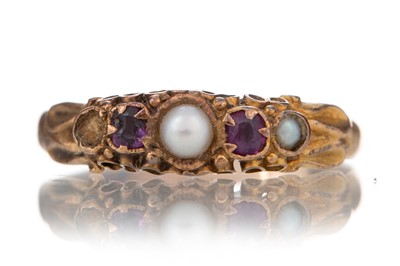 Lot 570 - AMETHYST AND PEARL DRESS RING