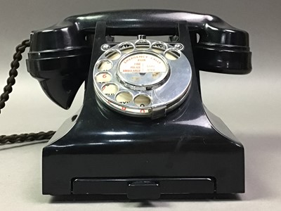 Lot 194 - VINTAGE WIND UP PHONE