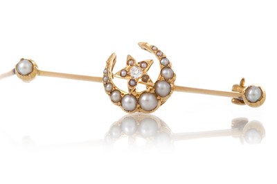 Lot 594 - VICTORIAN CRESCENT MOON BROOCH