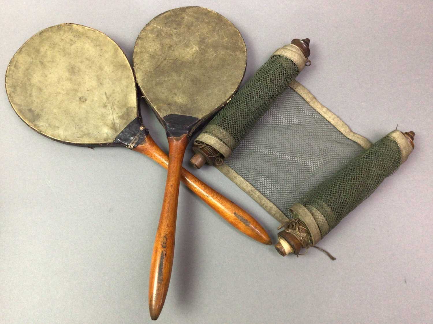 Lot 1519 - VICTORIAN TABLE TENNIS SET