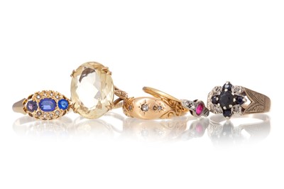 Lot 1114 - COLLECTION OF RINGS