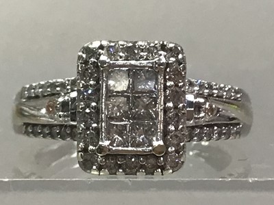 Lot 340 - NINE CARAT WHITE GOLD RING