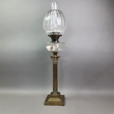 Lot 863 - VICTORIAN OIL LAMP