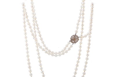 Lot 1141 - PEARL NECKLACE