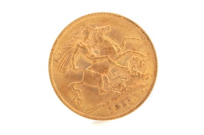 Lot 24 - GEORGE V HALF SOVEREIGN