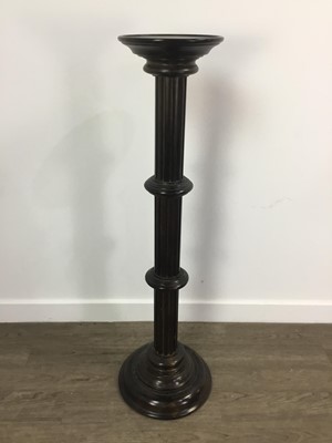 Lot 494 - STAINED OAK PEDESTAL