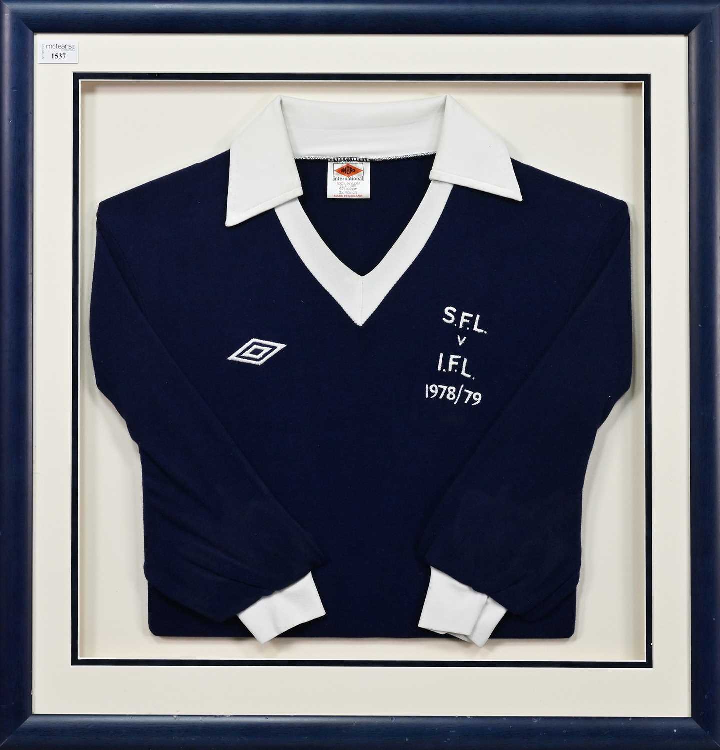 Lot 1537 - WILLIAM PETTIGREW OF SCOTLAND, HIS S.F.L MATCH WORN SHIRT