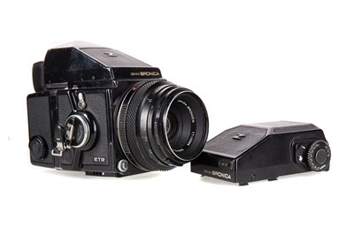 Lot 638 - ZENZA BRONICA ETR CAMERA