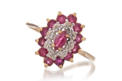 Lot 1193 - RUBY AND DIAMOND RING