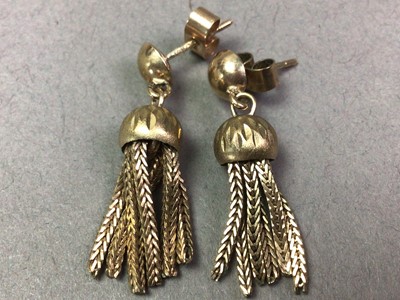 Lot 108 - COLLECTION OF GOLD AND OTHER EARRINGS