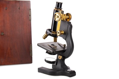 Lot 26 - SPENCER LENS CO OF BUFFALO NEW YORK, MONOCULAR MICROSCOPE