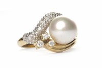 Lot 182 - PEARL AND DIAMOND RING set with a single...