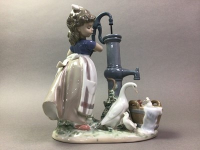 Lot 227 - COLLECTION OF LLADRO FIGURES