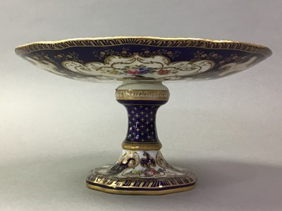 Lot 175 - ROYAL CROWN DERBY COMPORT