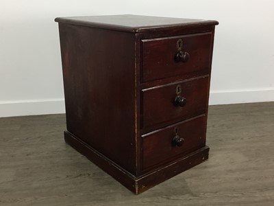 Lot 180A - 19TH CENTURY MAHOGANY CHEST OF DRAWERS