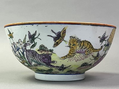 Lot 284 - CHINESE CERAMIC BOWL