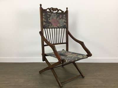 Lot 292 - FOLDING ARMCHAIR