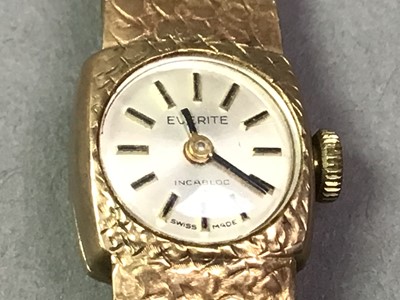 Lot 351 - LADY'S EVERITE INCABLOCK BRACELET WATCH