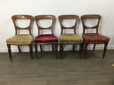 Lot 256 - GROUP OF MAHOGANY DINING CHAIRS