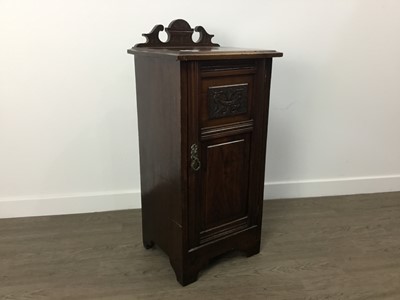 Lot 259 - MAHOGANY CABINET