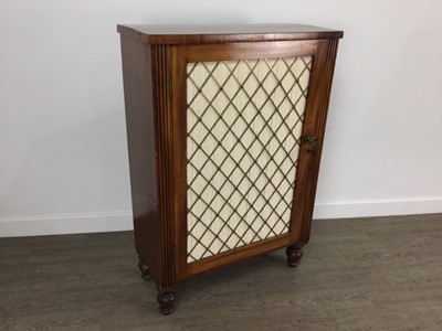 Lot 905A - PAIR OF VICTORIAN MAHOGANY PIER CABINETS