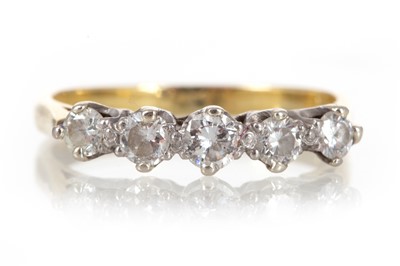 Lot 1274 - DIAMOND FIVE STONE RING