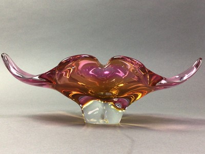 Lot 502 - PAIR OF MURANO GLASS BOWLS