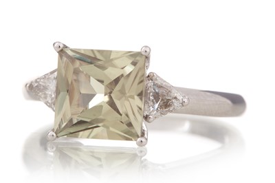 Lot 1285 - LEMON QUARTZ AND DIAMOND RING