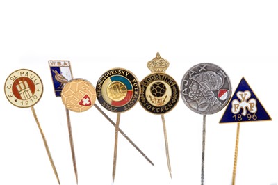 Lot 1574 - COLLECTION OF FOOTBALL PIN BADGES