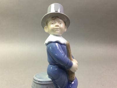 Lot 608 - ROYAL COPENHAGEN FIGURE