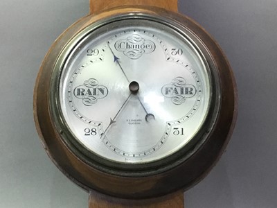 Lot 538 - MAHOGANY BANJO BAROMETER