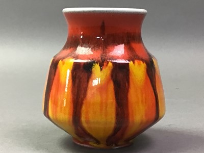 Lot 528 - POOLE POTTERY VASE