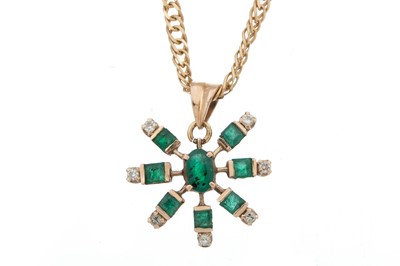 Lot 430 - EMERALD AND DIAMOND PENDANT