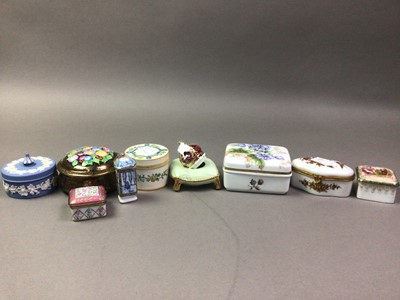 Lot 641 - COLLECTION OF CERAMIC TRINKET BOXES