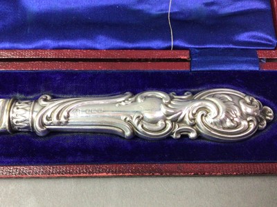 Lot 10 - EDWARDIAN SILVER CAKE KNIFE