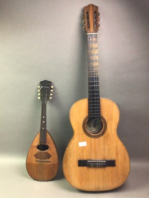 Lot 19 - GROUP OF MUSICAL INSTRUMENTS