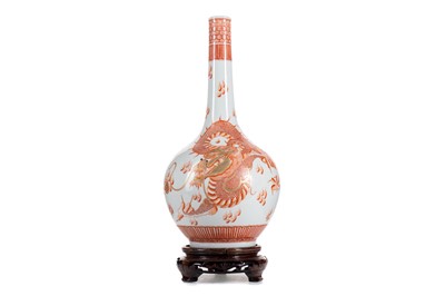 Lot 1084 - CHINESE 'DRAGON' BOTTLE VASE