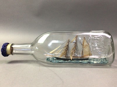 Lot 114 - SHIP IN A BOTTLE