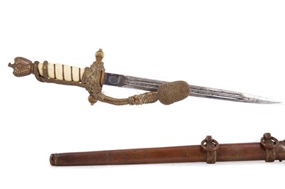 Lot 118 - THIRD REICH KRIEGSMARINE CEREMONIAL DAGGER