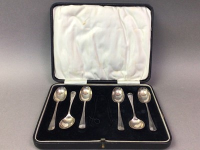 Lot 108 - SET OF SIX SILVER TEASPOONS