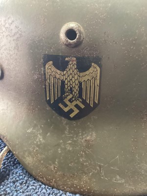 Lot 137 - THIRD REICH M35 STAHLHELM