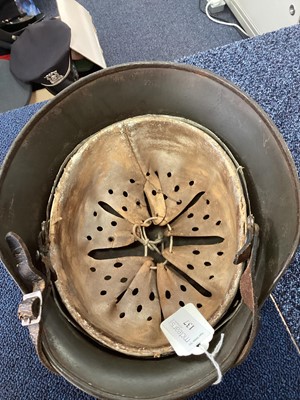 Lot 137 - THIRD REICH M35 STAHLHELM