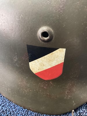 Lot 137 - THIRD REICH M35 STAHLHELM