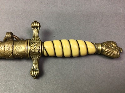 Lot 205 - REPRODUCTION THIRD REICH KRIEGSMARINE CEREMONIAL DAGGER