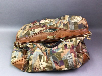 Lot 244 - SELECTION OF VINTAGE HANDBAGS AND HOLDALLS