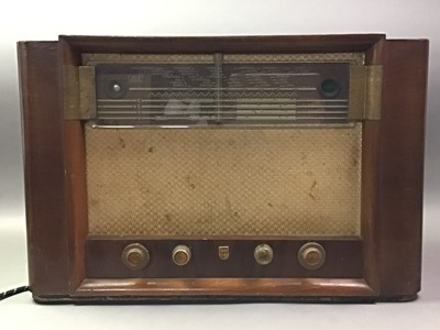 Lot 212 - PHILIPS WOODEN RADIO