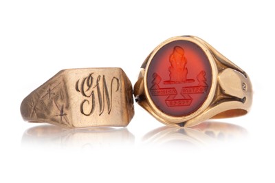 Lot 470 - SEAL RING AND A SIGNET RING