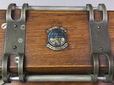 Lot 229 - IRONING TIE PRESS