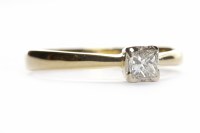 Lot 374 - DIAMOND SOLITAIRE RING the princess cut...